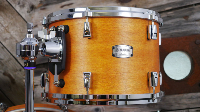 EX DEMO Yamaha Absolute Hybrid Maple 24 (3pc) Shell Pack in Vintage Natural 4