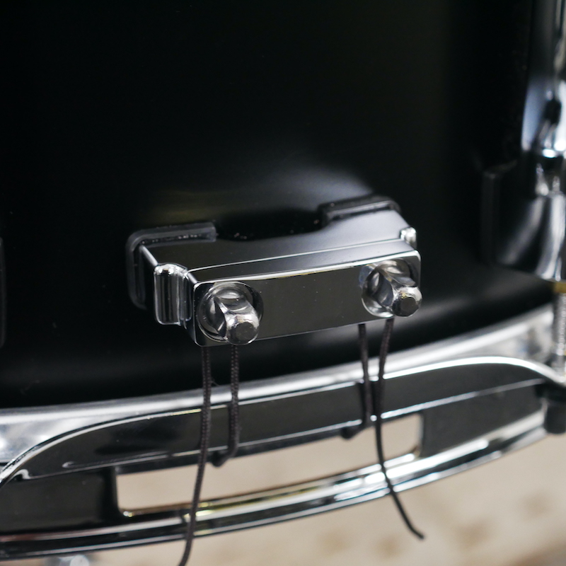 Pre Loved Pearl Masters Maple Complete 14 x 6.5 Snare Drum in Matte Caviar 2151000191071 5